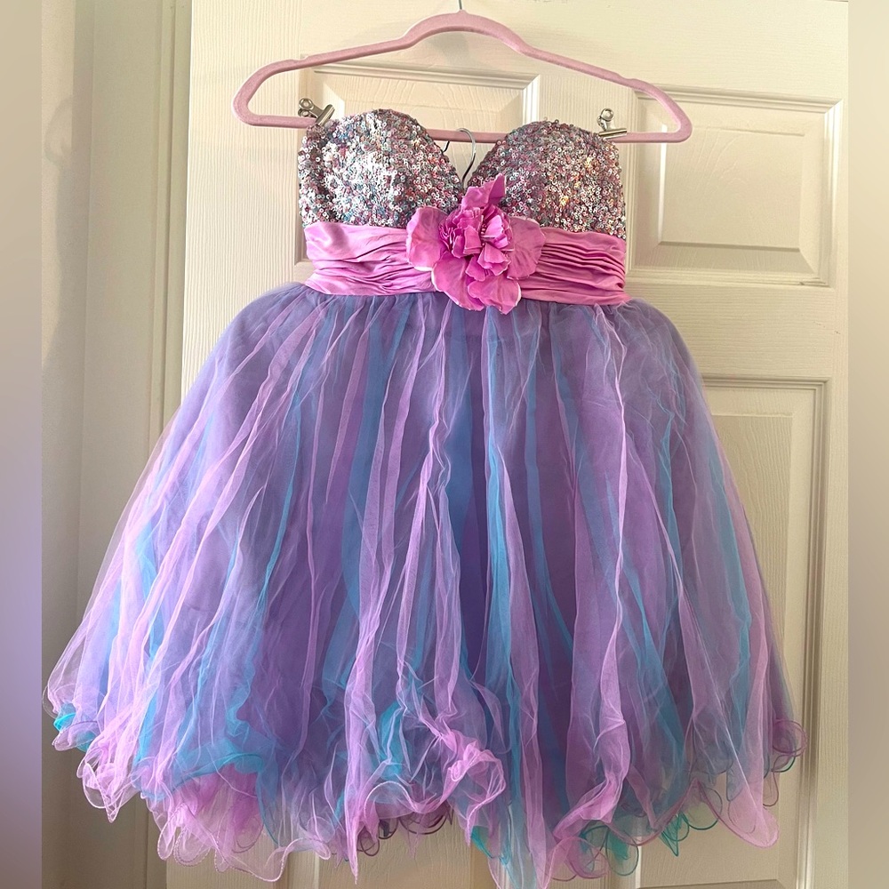 SHERRI HILL Lavender With Pink Strapless Sequin Tulle Mini Dress(sz4)
